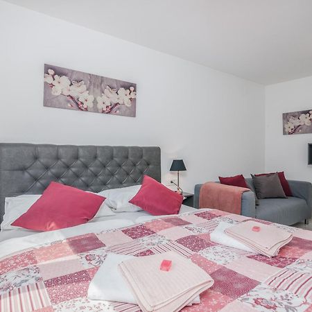 Apartments Elle Luxury Vantacici มาลินสกา ภายนอก รูปภาพ