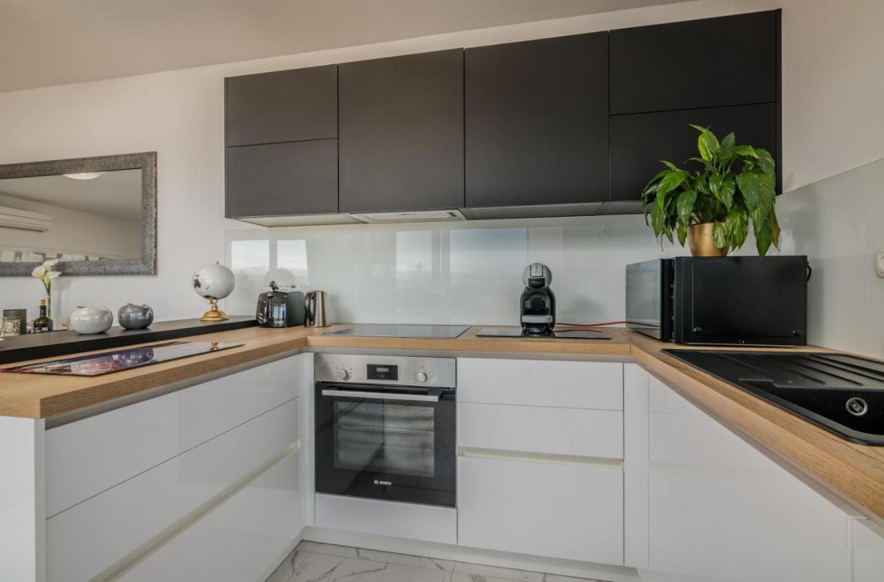Apartments Elle Luxury Vantacici มาลินสกา ภายนอก รูปภาพ