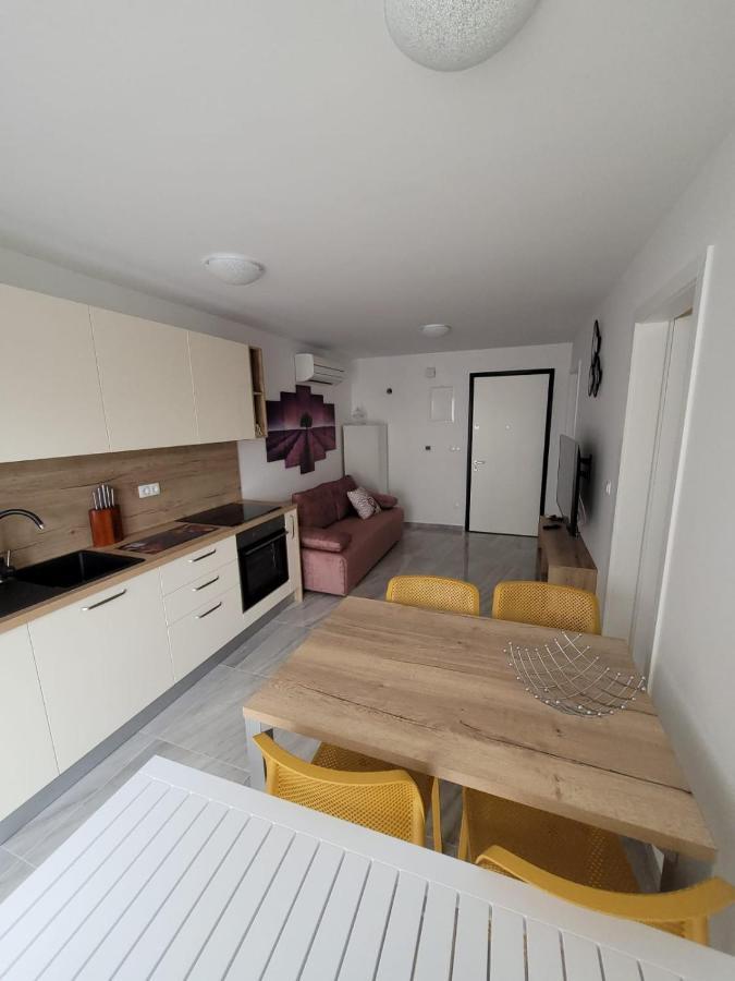 Apartments Elle Luxury Vantacici มาลินสกา ภายนอก รูปภาพ