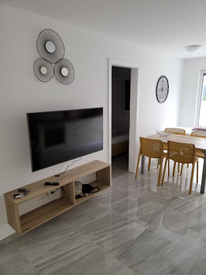 Apartments Elle Luxury Vantacici มาลินสกา ภายนอก รูปภาพ